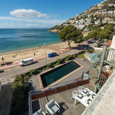 Апартаменты Atico Primera Linea Playa Canyelles Росас